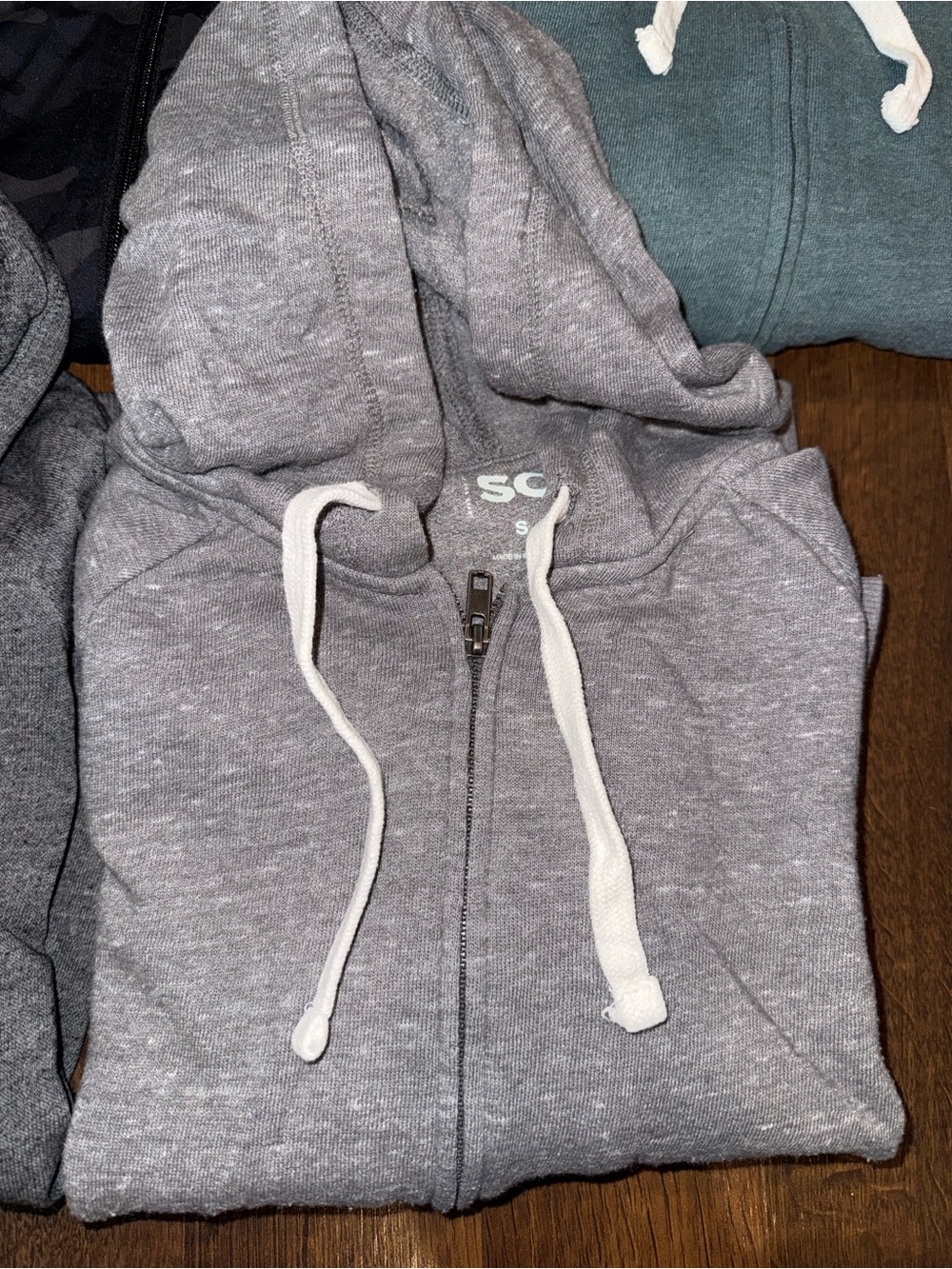 Lot of 5 Women’s Zip up Sweaters (size SMALL) - Picture 3 of 7